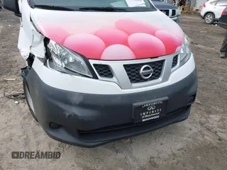 2017 Nissan NV200 S z VIN 3N6CM0KN8HK710792, wystawiony jako IAAI lot #41508625 z przebiegiem 97 277 mil mil oraz . Historia ofert i sprzedaży dostępna na DreamBid. Obrazek 6.