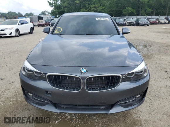 2018 BMW 3 Series 340i xDrive with VIN WBA8Y3C56JG451203, listed as a Copart auction lot 61069864 with 62,895 mi miles and Salvage Title. Bid and sale history available at carsss.com. Image 5.