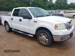 2007 Ford F-150 XLT z VIN 1FTRW12W97KD18257, wystawiony jako IAAI lot #42281394 z przebiegiem 217 695 mil mil oraz . Historia ofert i sprzedaży dostępna na DreamBid. Obrazek 1.