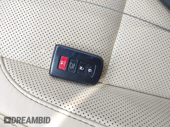 2016 Toyota Highlander Limited with VIN 5TDDKRFH0GS334968, listed as a IAAI auction lot 40088562 with 123,717 mi miles and . Bid and sale history available at DreamBid. Image 11.