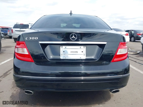 2009 Mercedes-Benz C-Class 3.0L Sport with VIN WDDGF54X29R052892, listed as a IAAI auction lot 41806036 with 91,563 mi miles. Bid and sale history available at carsss.com. Image 17.