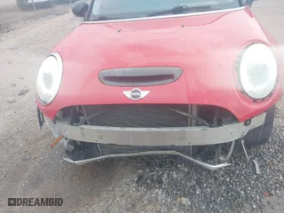 2015 MINI Cooper Hardtop S with VIN WMWXP7C52F2A60126, listed as a IAAI auction lot 41537299 with 72,576 mi miles. Bid and sale history available at carsss.com. Image 6.