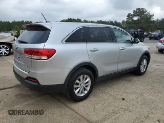 2018 Kia Sorento L with VIN 5XYPG4A36JG395761, listed as a Copart auction lot 51821495 with 156,884 mi miles and Clean Title. Bid and sale history available at carsss.com. Image 3.