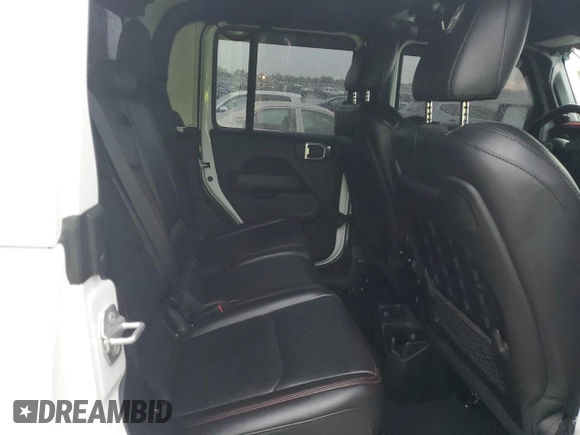2022 Jeep Gladiator Rubicon with VIN 1C6JJTBG5NL152818, listed as a Copart auction lot 80095554 with 9,579 mi miles and Salvage title. Bid and sale history available at DreamBid. Image 10.