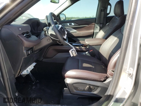 2025 Ford Explorer with VIN 1FMUK8HH6SGA04225, listed as a Copart auction lot 51096905 with 2,531 mi miles and Salvage title. Bid and sale history available at DreamBid. Image 7.