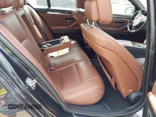 2011 BMW 5 Series 528i with VIN WBAFR1C58BC750449, listed as a IAAI auction lot 42083667 with 212,094 mi miles and . Bid and sale history available at carsss.com. Image 8.