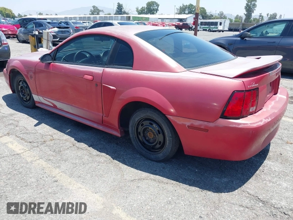 1999 Ford Mustang z VIN 1FAFP4045XF176751, wystawiony jako IAAI lot #42477901 z przebiegiem 156 945 mil mil oraz . Historia ofert i sprzedaży dostępna na DreamBid. Obrazek 3.