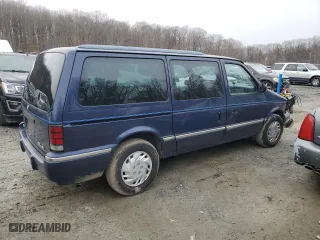 1993 Dodge Caravan Grand SE with VIN 1B4GH44R8PX538175, listed as a Copart auction lot 44347575 with 210,087 mi miles and Salvage Title. Bid and sale history available at carsss.com. Image 3.