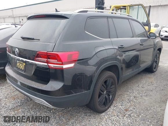 2018 Volkswagen Atlas SE with VIN 1V2DP2CA6JC600310, listed as a IAAI auction lot 42256570 with 29,912 mi miles and . Bid and sale history available at DreamBid. Image 4.