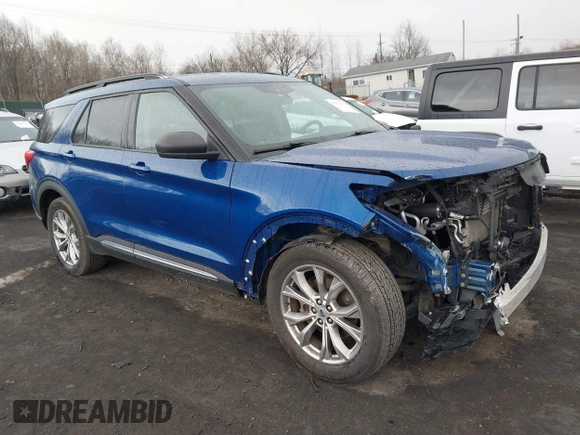 2021 Ford Explorer XLT with VIN 1FMSK8DH7MGA32857, listed as a IAAI auction lot 41877424 with 77,793 mi miles. Bid and sale history available at carsss.com. Image 1.