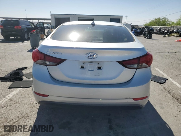 2016 Hyundai Elantra SE z VIN 5NPDH4AE5GH742001, wystawiony jako Copart lot #53357995 z przebiegiem 80 439 mil mil oraz Czysty tytuł • Clean title. Historia ofert i sprzedaży dostępna na DreamBid. Obrazek 6.
