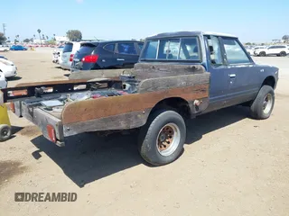 1984 Datsun 720 z VIN JN6ND06Y1EW020315, wystawiony jako IAAI lot #42083962 z przebiegiem 187 143 mil mil oraz . Historia ofert i sprzedaży dostępna na DreamBid. Obrazek 4.