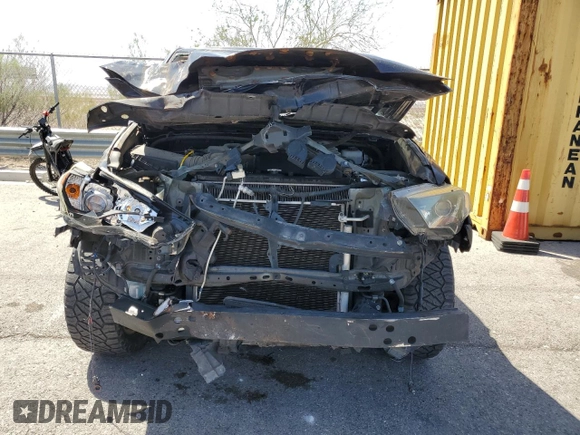 2017 Toyota 4Runner SR5 with VIN JTEBU5JR7H5449208, listed as a Copart auction lot 61507575 with 152,372 mi miles and Salvage title. Bid and sale history available at DreamBid. Image 5.