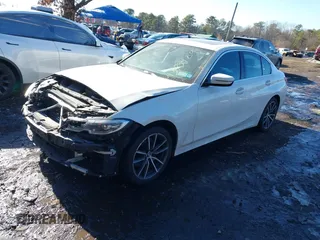 2020 BMW 3 Series 330i xDrive with VIN 3MW5R7J08L8B24124, listed as a IAAI auction lot 41375124 with 90,989 mi miles. Bid and sale history available at carsss.com. Image 19.