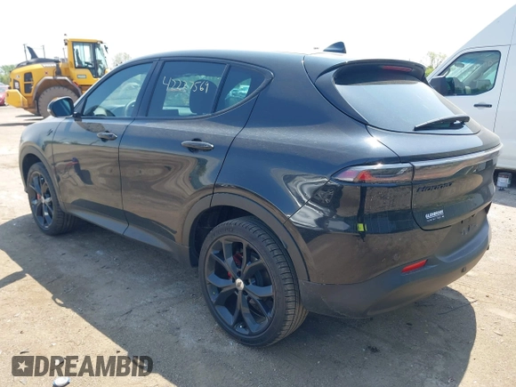 2024 Dodge Hornet GT Plus with VIN ZACNDFBNXR3A24875, listed as a IAAI auction lot 42227569 with 12,173 mi miles and . Bid and sale history available at DreamBid. Image 3.