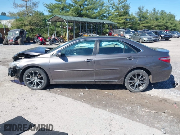 2017 Toyota Camry XLE z VIN 4T1BF1FK6HU307775, wystawiony jako IAAI lot #42123374 z przebiegiem 53 183 mil mil oraz . Historia ofert i sprzedaży dostępna na DreamBid. Obrazek 15.
