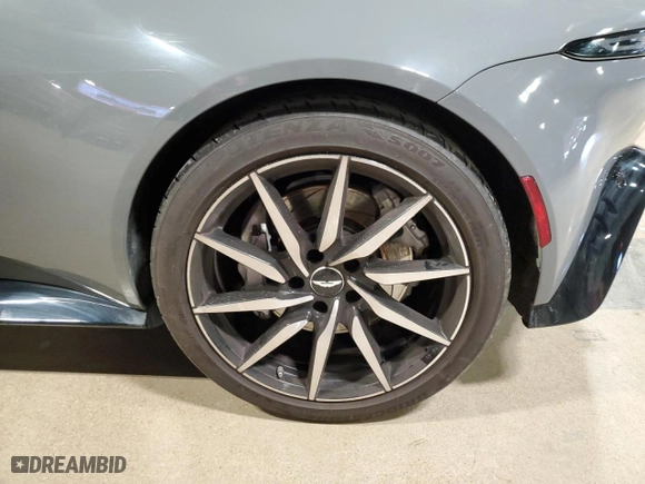 2020 Aston Martin Vantage with VIN SCFSMGAW6LGN03859, listed as a Copart auction lot 52294204 with 47,486 mi miles and Salvage Title. Bid and sale history available at carsss.com. Image 10.