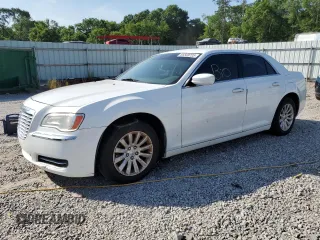 2012 Chrysler 300 with VIN 2C3CCAAG5CH202763, listed as a Copart auction lot 55569725 with 223,845 mi miles and Clean Title. Bid and sale history available at carsss.com. Image 1.