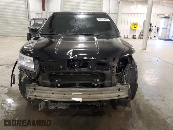 2016 Ford Utility Police Interceptor with VIN 1FM5K8AR1GGD05998, listed as a Copart auction lot 41393885 with 140,060 mi miles and Salvage Title. Bid and sale history available at carsss.com. Image 5.