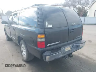 2004 Chevrolet Suburban LT with VIN 3GNEC16T64G278981, listed as a IAAI auction lot 41507356 with 181,155 mi miles. Bid and sale history available at carsss.com. Image 3.
