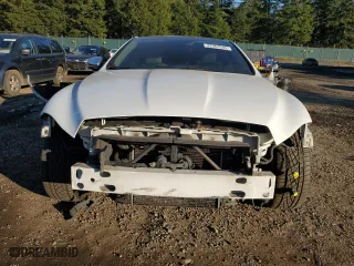 2014 Jaguar XJ with VIN SAJWJ2GD2E8V61998, listed as a Copart auction lot 42962645 with 101,609 mi miles and Salvage Title. Bid and sale history available at carsss.com. Image 5.