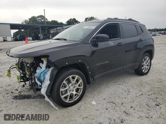 2023 Jeep Compass Latitude Lux z VIN 3C4NJDFN5PT533259, wystawiony jako Copart lot #71166814 z przebiegiem 2 395 mil mil oraz Szkoda całkowita • Salvage title. Historia ofert i sprzedaży dostępna na DreamBid. Obrazek 1.