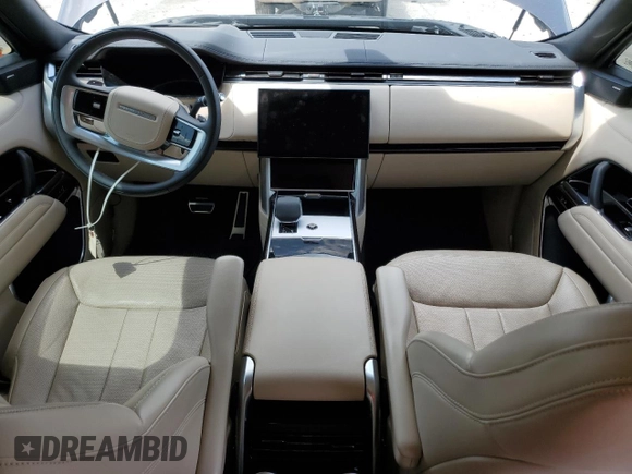 2024 Land Rover Range Rover SE with VIN SALKP9FUXRA203643, listed as a Copart auction lot 59896815 with 39,806 mi miles and Salvage title. Bid and sale history available at DreamBid. Image 8.