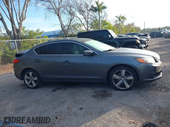 2013 Acura ILX 2.4L Premium Pkg with VIN 19VDE2E58DE000708, listed as a IAAI auction lot 41167828 with 235,181 mi miles. Bid and sale history available at carsss.com. Image 13.