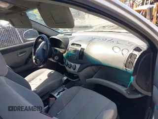 2008 Hyundai Elantra GLS z VIN KMHDU46D88U531518, wystawiony jako IAAI lot #42217981 z przebiegiem Nie podano mil oraz . Historia ofert i sprzedaży dostępna na DreamBid. Obrazek 5.