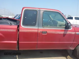 1998 Mazda B-Series Truck SE z VIN 4F4YR16X0WTM16695, wystawiony jako IAAI lot #42467653 z przebiegiem 73 495 mil mil oraz . Historia ofert i sprzedaży dostępna na DreamBid. Obrazek 13.