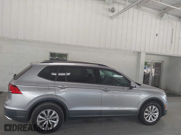 2019 Volkswagen Tiguan S with VIN 3VV1B7AX6KM189497, listed as a IAAI auction lot 42669313 with 236,719 mi miles and . Bid and sale history available at DreamBid. Image 13.