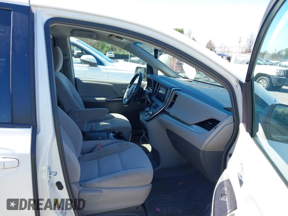 2016 Toyota Sienna LE AAS with VIN 5TDKK3DC0GS718129, listed as a IAAI auction lot 41818130 with 145,863 mi miles. Bid and sale history available at carsss.com. Image 5.