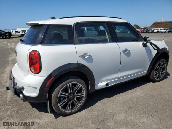 2013 MINI Cooper Countryman with VIN WMWZB3C55DWM07757, listed as a Copart auction lot 44815875 with 63,318 mi miles and Salvage Title. Bid and sale history available at carsss.com. Image 3.
