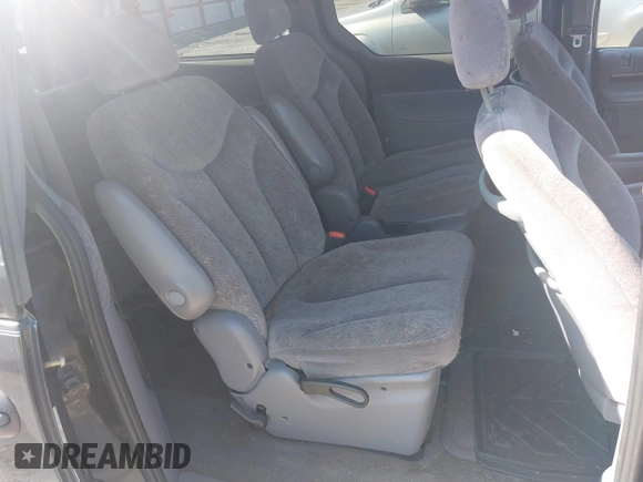 2000 Chrysler Town & Country LX with VIN 1C4GP44G6YB690782, listed as a IAAI auction lot 41661036 with 287,967 mi miles and . Bid and sale history available at DreamBid. Image 8.