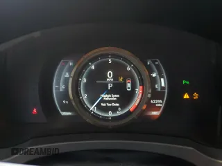 2018 Lexus IS 300 z VIN JTHC81D26J5033191, wystawiony jako Copart lot #53259005 z przebiegiem 62 295 mil mil oraz Szkoda całkowita • Salvage title. Historia ofert i sprzedaży dostępna na DreamBid. Obrazek 9.