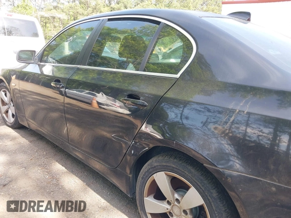 2006 BMW 5 Series 530xi with VIN WBANF735X6CU19627, listed as a IAAI auction lot 42114801 with 200,405 mi miles and . Bid and sale history available at carsss.com. Image 6.