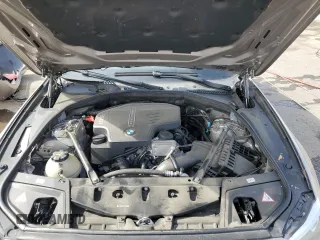2015 BMW 5 Series 528i z VIN WBA5A5C52FD520349, wystawiony jako Copart lot #45208355 z przebiegiem 99 199 mil mil oraz Szkoda całkowita • Salvage title. Historia ofert i sprzedaży dostępna na DreamBid. Obrazek 11.