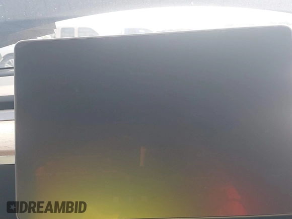2023 Tesla Model 3 z VIN 5YJ3E1EAXPF639326, wystawiony jako IAAI lot #42132181 z przebiegiem 51 808 mil mil oraz . Historia ofert i sprzedaży dostępna na DreamBid. Obrazek 17.