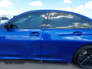 2020 BMW 3 Series 330i с VIN 3MW5R1J07L8B39937, выставлен на аукционе IAAI как лот 42407215 с пробегом 54 611 миль миль и . История ставок и продаж доступна на DreamBid. Изображение 14.