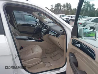 2015 Mercedes-Benz M 400 with VIN 4JGDA5GB3FA534787, listed as a IAAI auction lot 41084917 with 116,325 mi miles and . Bid and sale history available at DreamBid. Image 5.
