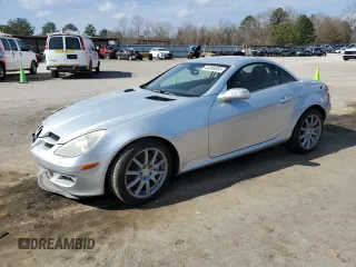 2006 Mercedes-Benz SLK-Class 3.5L with VIN WDBWK56F56F100161, listed as a Copart auction lot 44066365 with 24,960 mi miles and Salvage Title. Bid and sale history available at carsss.com. Image 1.