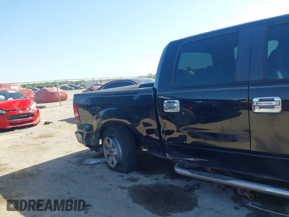 2008 Ford F-150 XLT with VIN 1FTPW14V78FA83525, listed as a IAAI auction lot 41992456 with 230,414 mi miles. Bid and sale history available at carsss.com. Image 6.