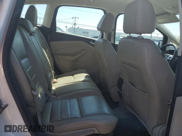 2016 Ford C-Max SEL z VIN 1FADP5BU3GL101316, wystawiony jako Copart lot #56999435 z przebiegiem 172 964 mil mil oraz Szkoda całkowita • Salvage title. Historia ofert i sprzedaży dostępna na DreamBid. Obrazek 11.