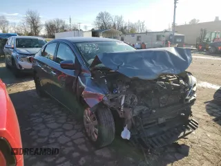 2019 Nissan Sentra S z VIN 3N1AB7APXKY359533, wystawiony jako Copart lot #84932284 z przebiegiem 105 817 mil mil oraz Szkoda całkowita • Salvage title. Historia ofert i sprzedaży dostępna na DreamBid. Obrazek 4.