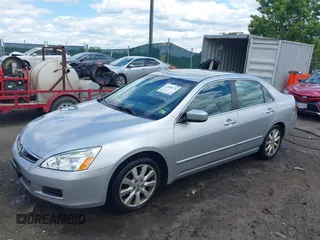 2007 Honda Accord EX-L z VIN 1HGCM66897A073729, wystawiony jako IAAI lot #42308276 z przebiegiem 125 064 mil mil oraz . Historia ofert i sprzedaży dostępna na DreamBid. Obrazek 2.