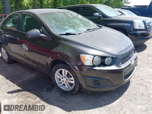2013 Chevrolet Sonic LT with VIN 1G1JC5SH6D4201811, listed as a IAAI auction lot 42082122 with 212,944 mi miles and . Bid and sale history available at DreamBid. Image 1.