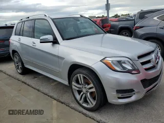 2013 Mercedes-Benz GLK 350 with VIN WDCGG5HB7DG135688, listed as a Copart auction lot 73914164 with Not Provided miles and Salvage Title. Bid and sale history available at DreamBid. Image 4.