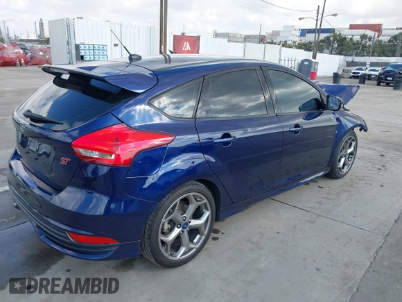 2017 Ford Focus ST with VIN 1FADP3L91HL343926, listed as a IAAI auction lot 41558099 with 62,670 mi miles and . Bid and sale history available at carsss.com. Image 4.