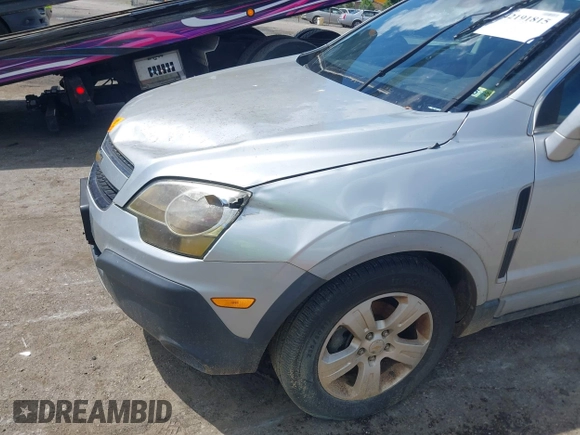 2014 Chevrolet Captiva Sport LS with VIN 3GNAL2EK2ES652899, listed as a IAAI auction lot 42191815 with 216,714 mi miles. Bid and sale history available at carsss.com. Image 6.