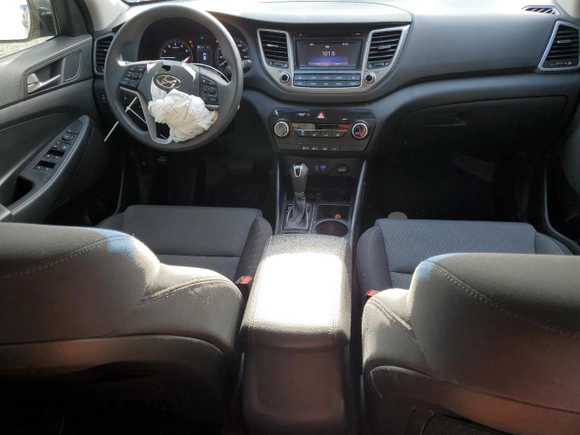 2017 Hyundai Tucson SE with VIN KM8J33A42HU544398, listed as a Copart auction lot 47004675 with 74,561 mi miles and Salvage Title. Bid and sale history available at DreamBid. Image 8.